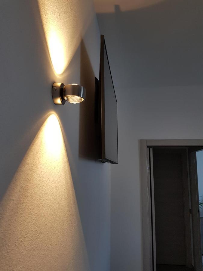 Yelay Apartments&Holiday Lago di Garda Raffa Exterior foto